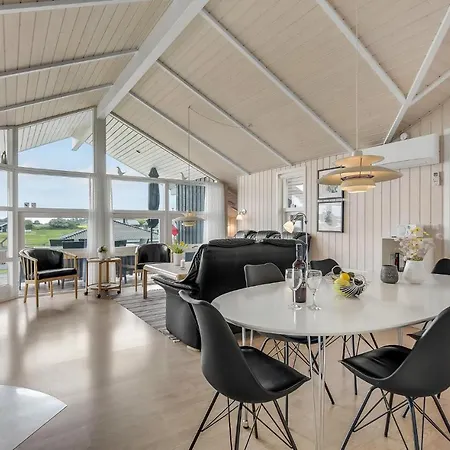 Three-bedroom In Casa vacanze Nordborg