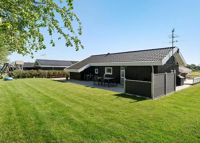 Three-bedroom In Nordborg